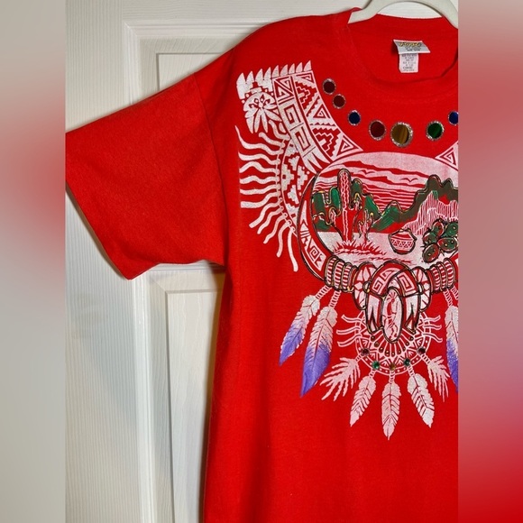 VINTAGE FAST FASHION OF CALIFORNIA Women’s Hand Painted T-shirt, One Size - Picture 12 of 16